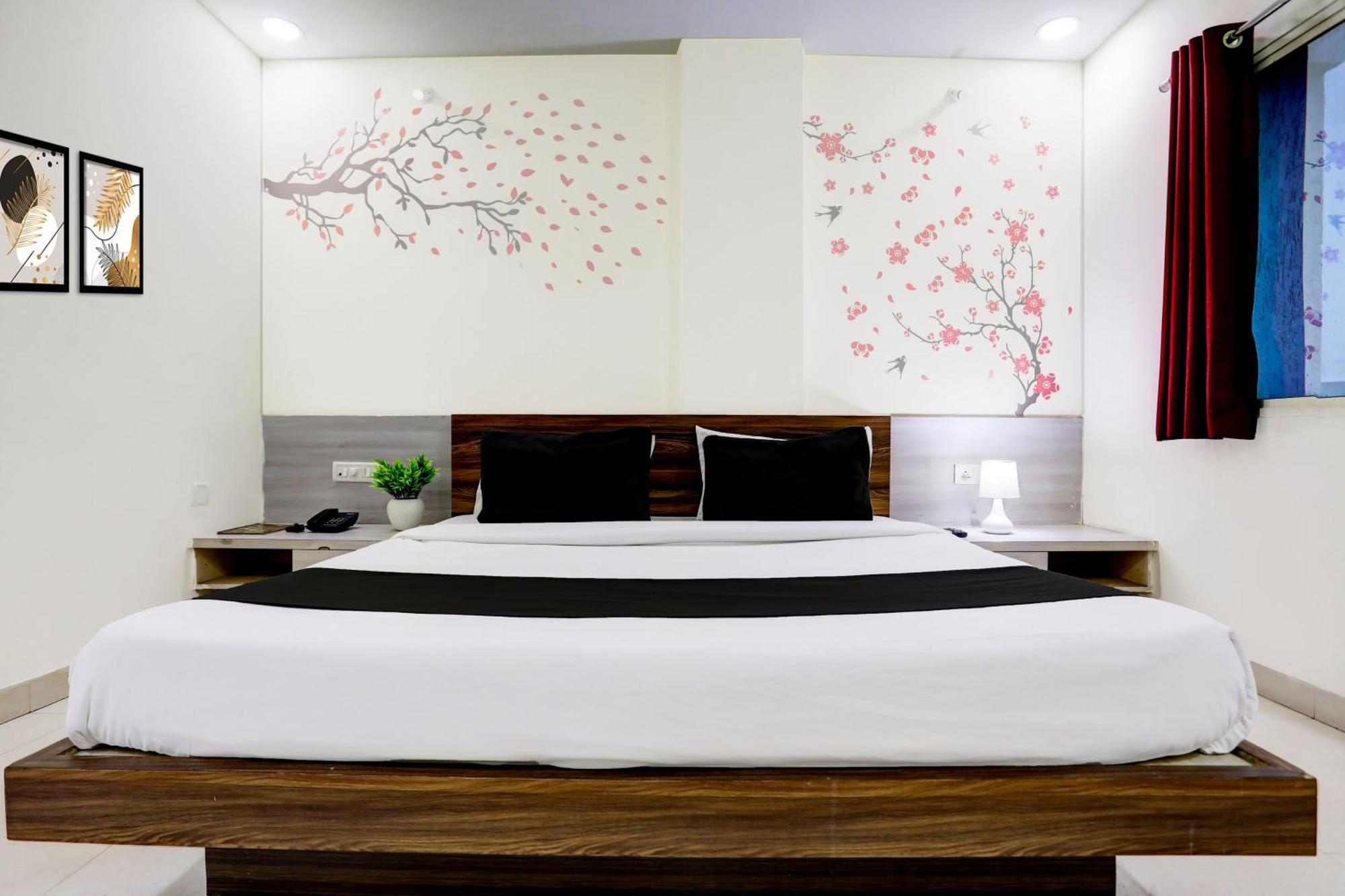 Super Townhouse Hoshangabad Road Near Aashima Mall Samarda Kaliāsot Zewnętrze zdjęcie