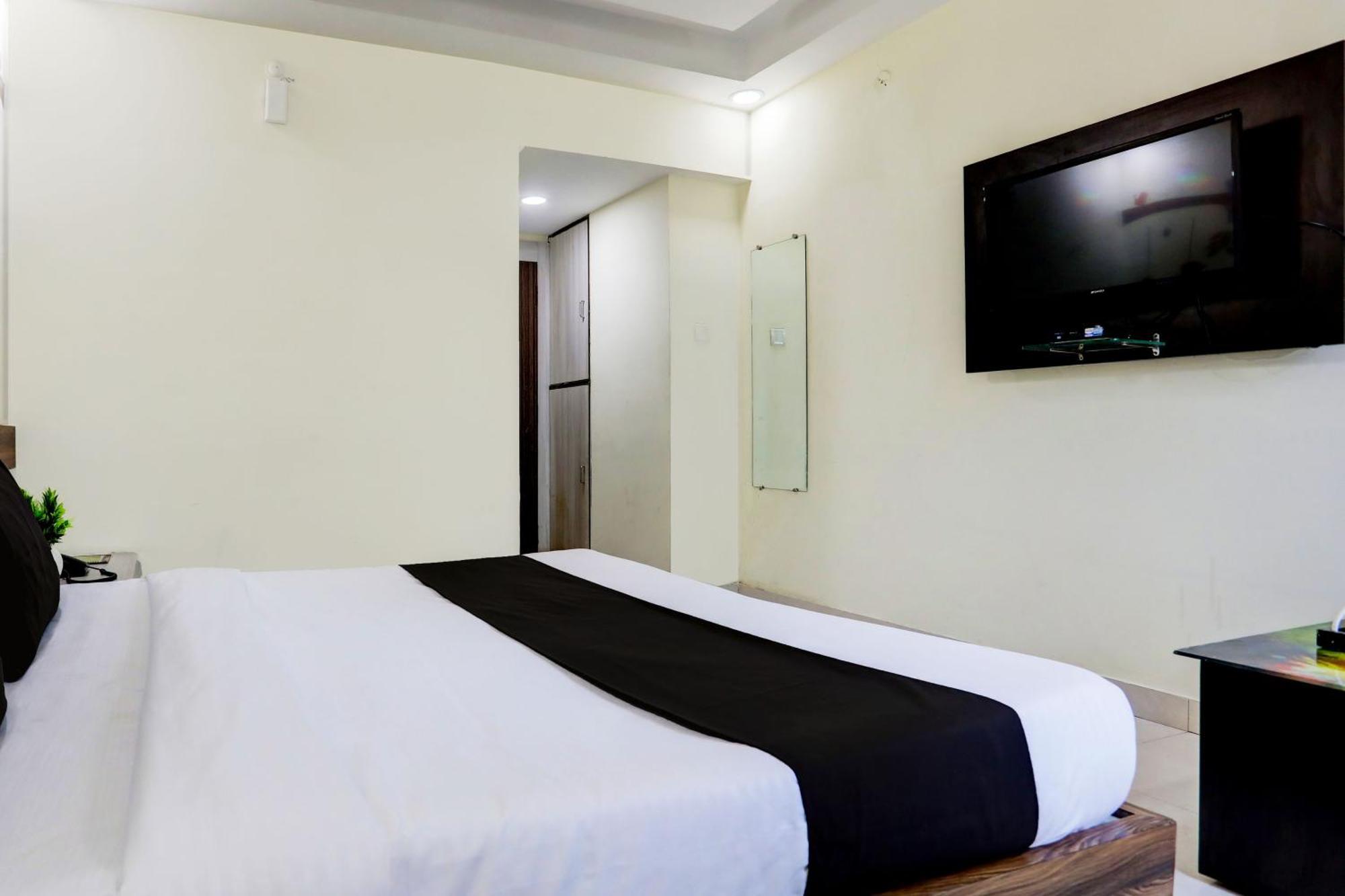 Super Townhouse Hoshangabad Road Near Aashima Mall Samarda Kaliāsot Zewnętrze zdjęcie