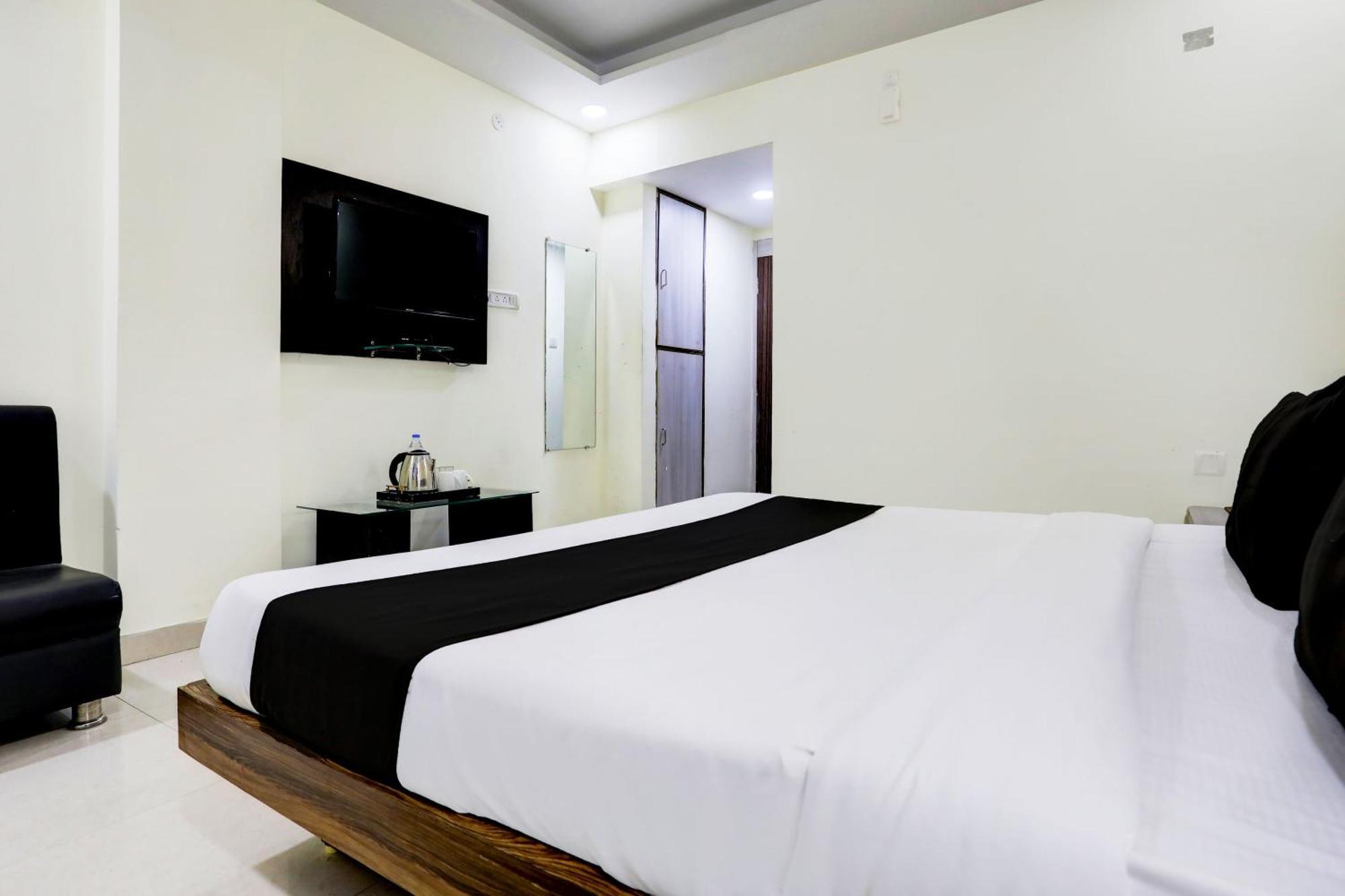 Super Townhouse Hoshangabad Road Near Aashima Mall Samarda Kaliāsot Zewnętrze zdjęcie