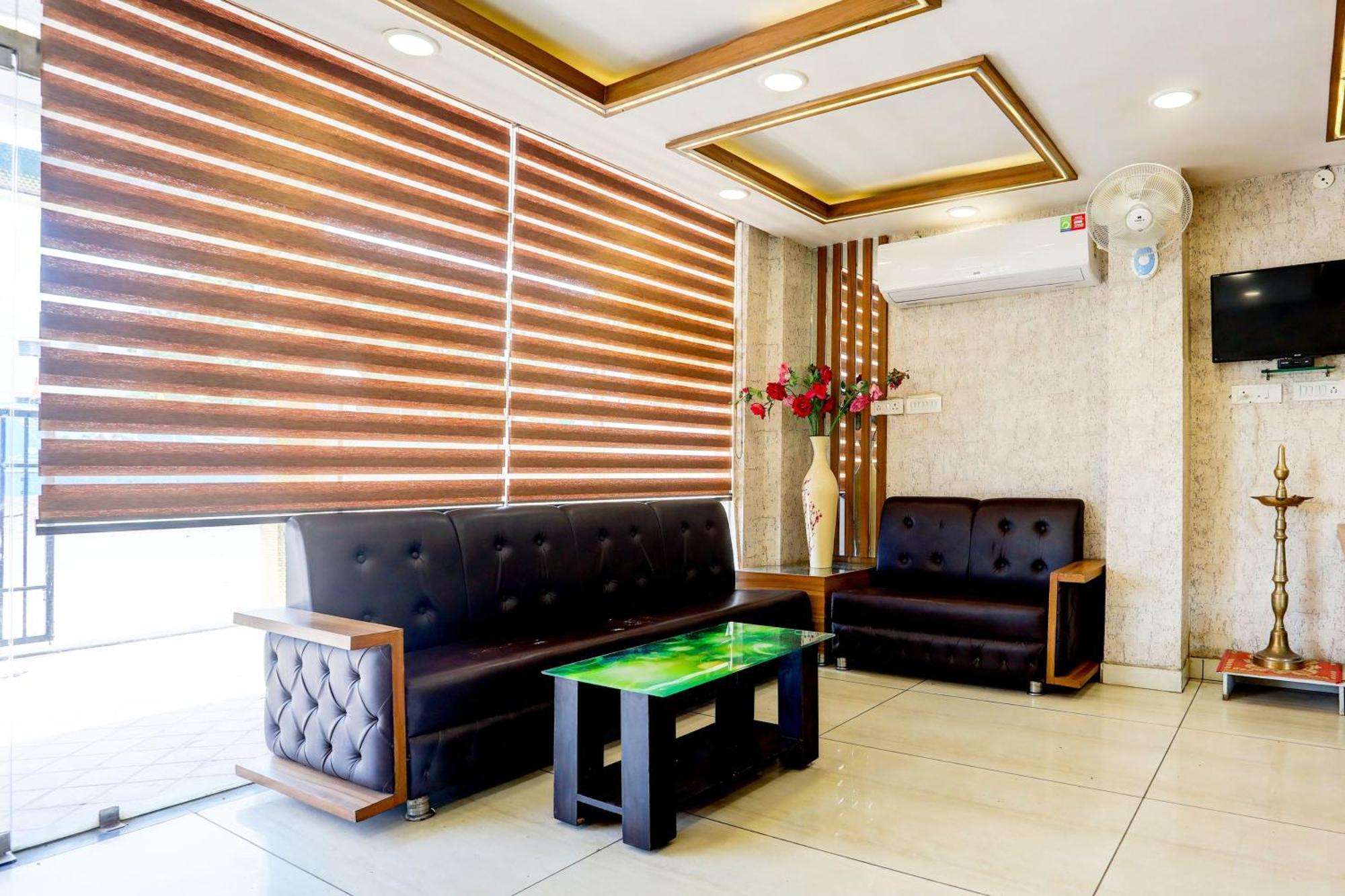 Super Townhouse Hoshangabad Road Near Aashima Mall Samarda Kaliāsot Zewnętrze zdjęcie