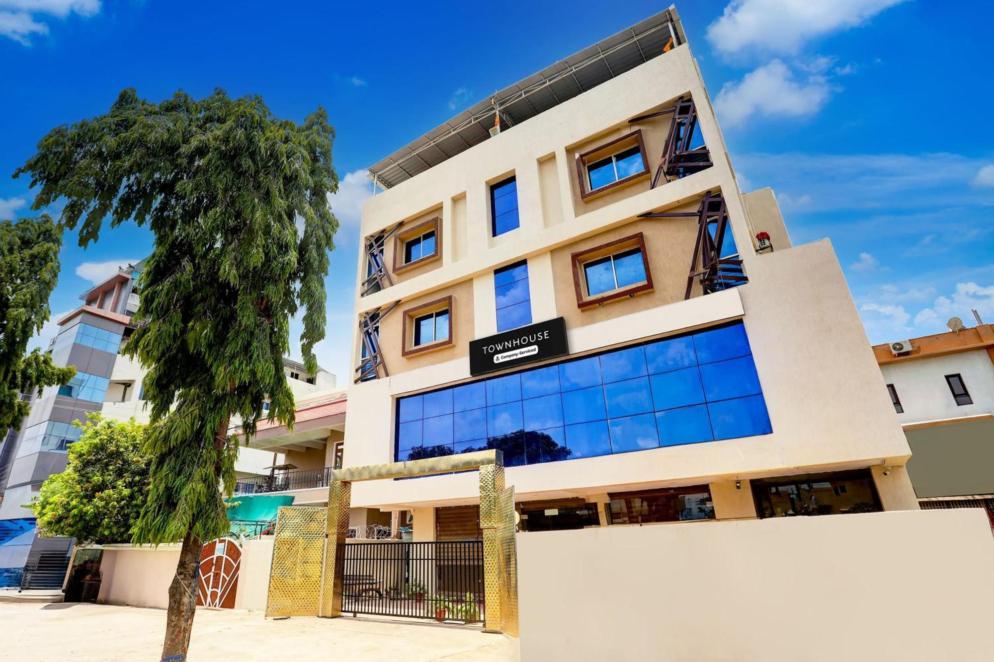 Super Townhouse Hoshangabad Road Near Aashima Mall Samarda Kaliāsot Zewnętrze zdjęcie