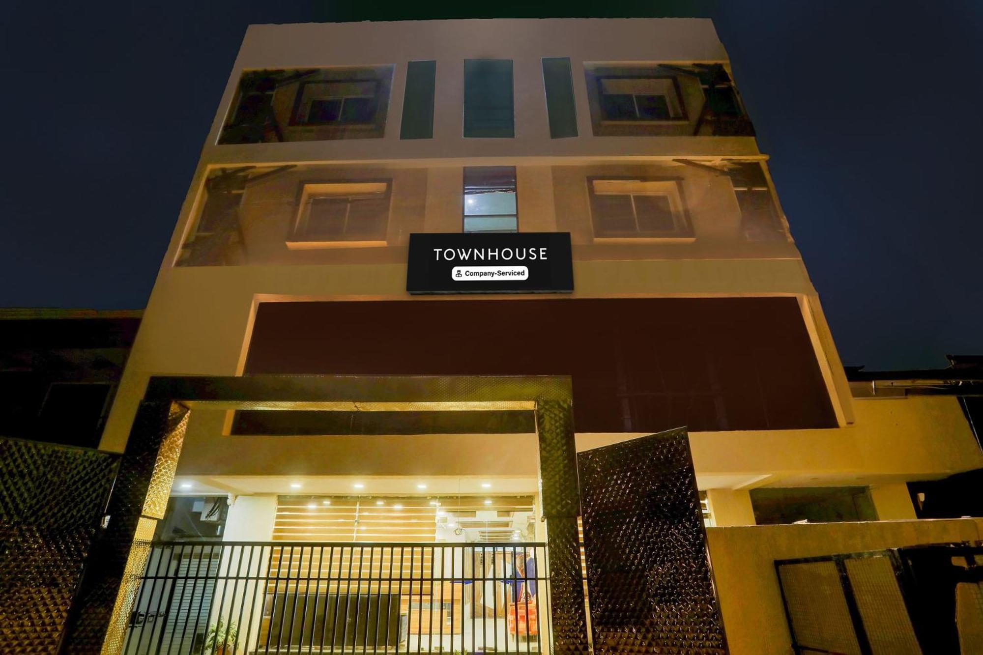 Super Townhouse Hoshangabad Road Near Aashima Mall Samarda Kaliāsot Zewnętrze zdjęcie